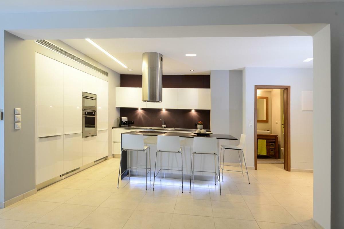Spacious Fully Equipped 3Bd 2Bath Apt In The Heart Of City With Balconies Ac And Fast Wifi #2 Iráklio Kültér fotó