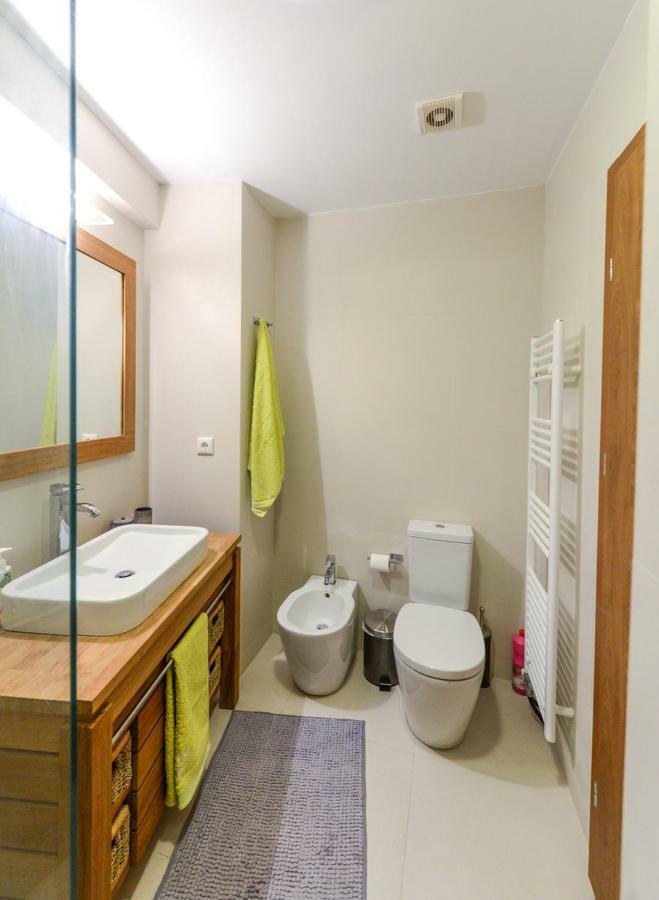 Spacious Fully Equipped 3Bd 2Bath Apt In The Heart Of City With Balconies Ac And Fast Wifi #2 Iráklio Kültér fotó