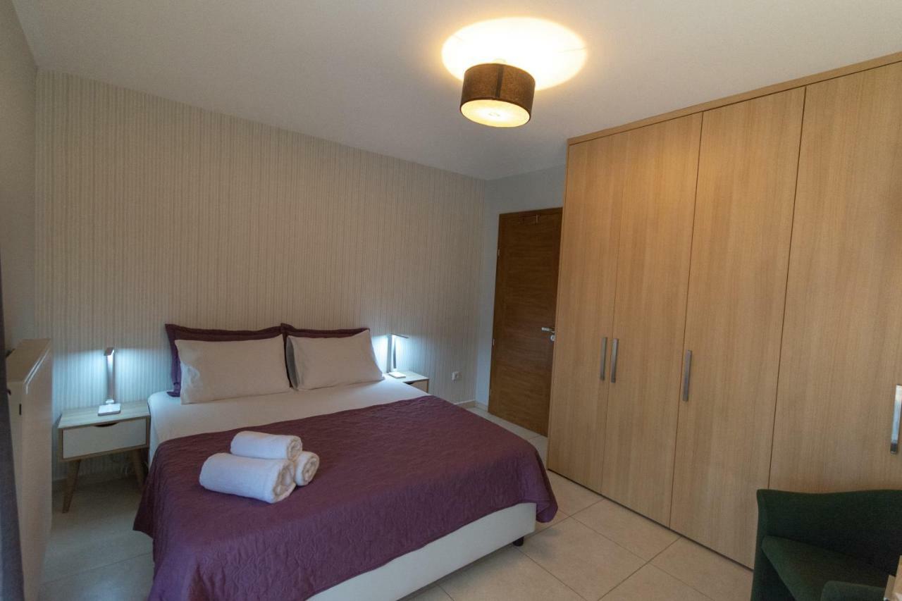 Spacious Fully Equipped 3Bd 2Bath Apt In The Heart Of City With Balconies Ac And Fast Wifi #2 Iráklio Kültér fotó