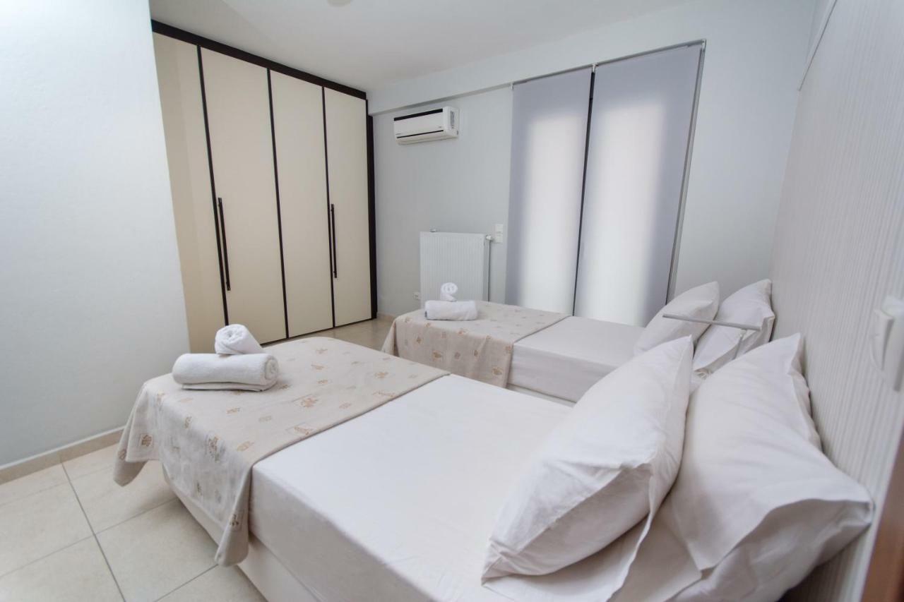 Spacious Fully Equipped 3Bd 2Bath Apt In The Heart Of City With Balconies Ac And Fast Wifi #2 Iráklio Kültér fotó